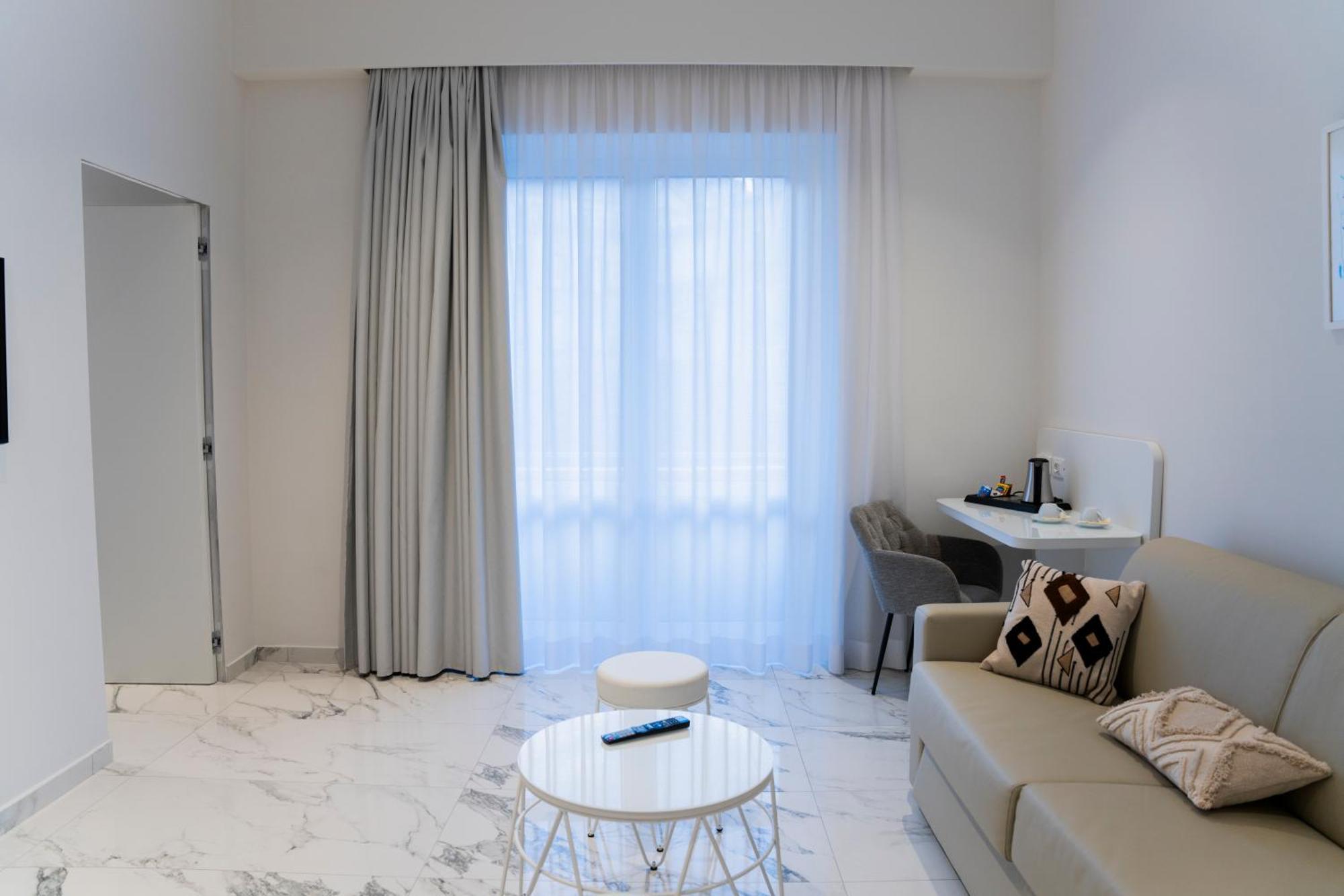 Suite with Balcony,1600302728:JPEG