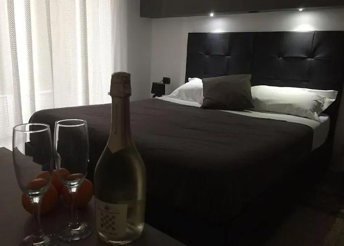 Hotel familiare: MB95 - Mezzocannone Luxurious Bed&Breakfast