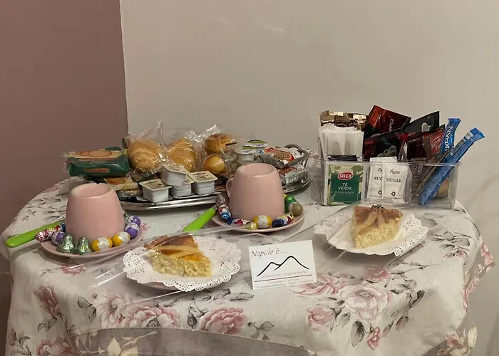 Napule è ...